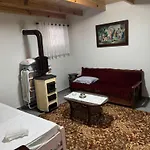 Korca Retreat Apartamento